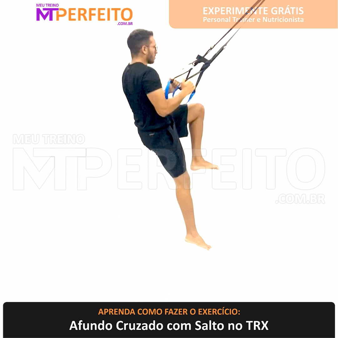 Afundo cruzado com salto no TRX