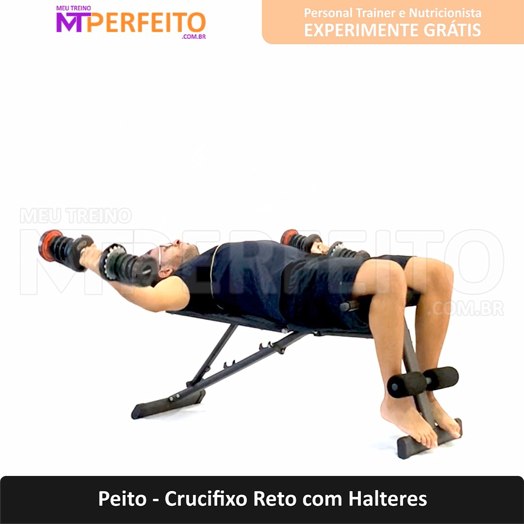 Peito – Crucifixo Reto com Halteres