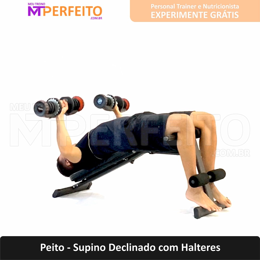 Peito – Supino Declinado com Halteres